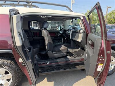 2007 Toyota FJ Cruiser - Photo 16 - Edmonton, AB T5S 1R1