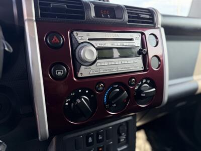 2007 Toyota FJ Cruiser - Photo 10 - Edmonton, AB T5S 1R1