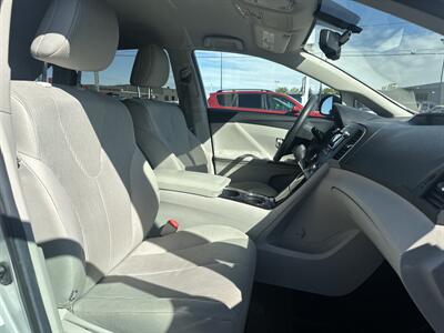 2012 Toyota Venza LE   - Photo 9 - Edmonton, AB T5S 1R1