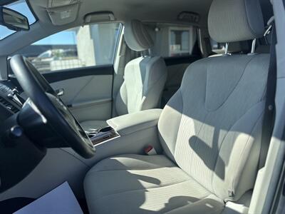 2012 Toyota Venza LE   - Photo 11 - Edmonton, AB T5S 1R1