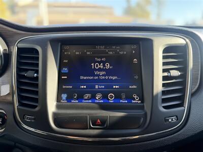 2015 Chrysler 200 C *LOW KM* - Photo 10 - Edmonton, AB T5S 1R1
