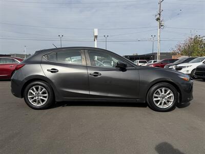 2018 Mazda MAZDA3 Sport GS - Photo 4 - Edmonton, AB T5S 1R1