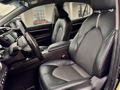 2018 Toyota Camry SE - Photo 10 - Edmonton, AB T5S 1R1