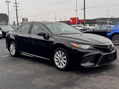 2018 Toyota Camry SE - Photo 3 - Edmonton, AB T5S 1R1