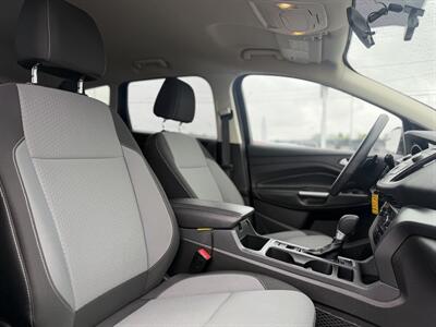 2017 Ford Escape SE   - Photo 11 - Edmonton, AB T5S 1R1