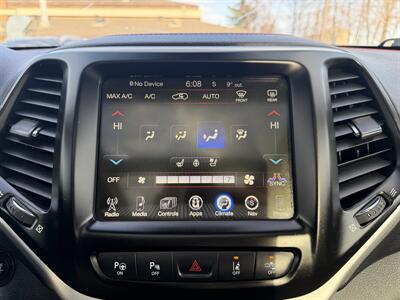 2017 Jeep Cherokee Trailhawk   - Photo 14 - Edmonton, AB T5S 1R1