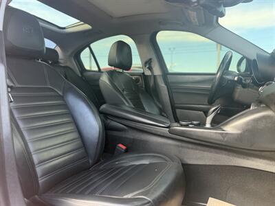 2017 Alfa Romeo Giulia Ti - Photo 14 - Edmonton, AB T5S 1R1