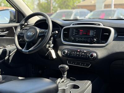 2017 Kia Sorento LX - Photo 15 - Edmonton, AB T5S 1R1