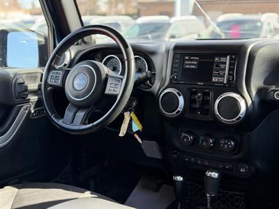 2013 Jeep Wrangler Unlimited Sahara *LOW KM, NO ACCIDENT*   - Photo 12 - Edmonton, AB T5S 1R1