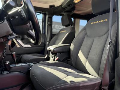2013 Jeep Wrangler Unlimited Sahara *LOW KM, NO ACCIDENT*   - Photo 8 - Edmonton, AB T5S 1R1