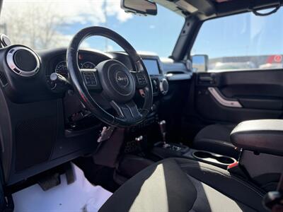 2013 Jeep Wrangler Unlimited Sahara *LOW KM, NO ACCIDENT*   - Photo 7 - Edmonton, AB T5S 1R1