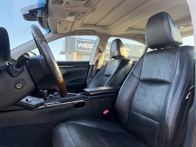 2013 Lexus ES 350 *ONE OWNER*   - Photo 10 - Edmonton, AB T5S 1R1