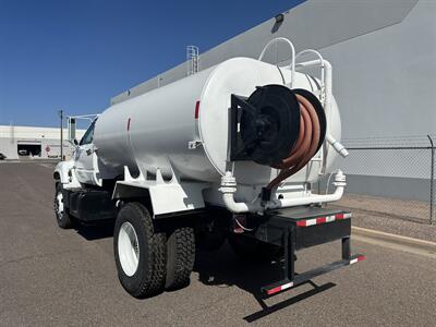 2000 GMC C7500 Water Truck  2,000 Gallon - Photo 3 - Phoenix, AZ 85004
