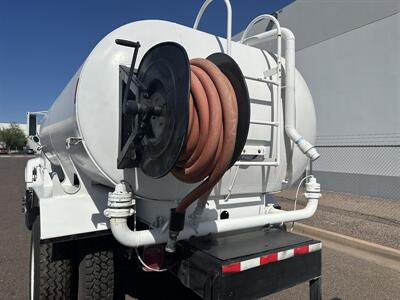 2000 GMC C7500 Water Truck  2,000 Gallon - Photo 13 - Phoenix, AZ 85004