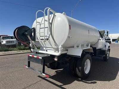 2000 GMC C7500 Water Truck  2,000 Gallon - Photo 5 - Phoenix, AZ 85004