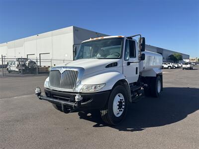 2007 International 4000 Water Truck  2,000 Gallon - Photo 1 - Phoenix, AZ 85004