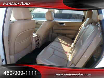 2017 Nissan Pathfinder Platinum   - Photo 10 - Rockwall, TX 75032