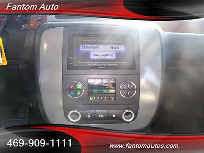2011 GMC Yukon XL SLT Flex Fuel   - Photo 15 - Rockwall, TX 75032