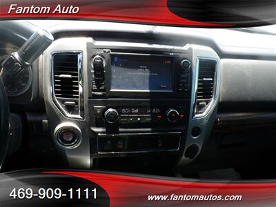 2018 Nissan Titan SL 1 Owner   - Photo 11 - Rockwall, TX 75032