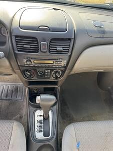 2004 Nissan Sentra 1.8 S   - Photo 12 - Rockwall, TX 75032