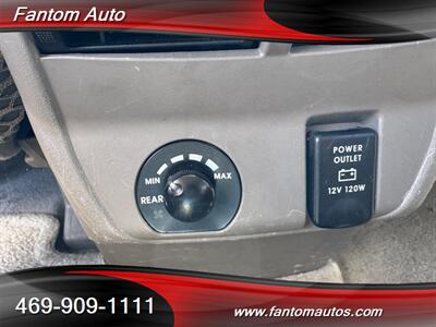 2011 Mitsubishi Endeavor SE   - Photo 18 - Rockwall, TX 75032