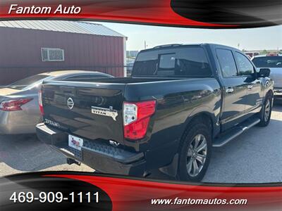 2017 Nissan Titan SV   - Photo 5 - Rockwall, TX 75032