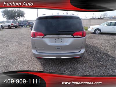 2018 Chrysler Pacifica Limited - Photo 5 - Rockwall, TX 75032