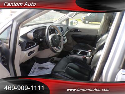 2018 Chrysler Pacifica Limited   - Photo 9 - Rockwall, TX 75032