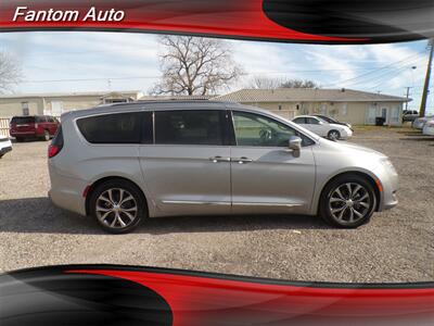 2018 Chrysler Pacifica Limited   - Photo 8 - Rockwall, TX 75032