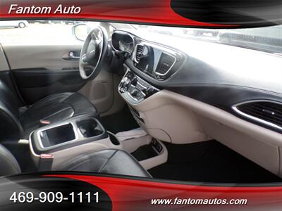 2018 Chrysler Pacifica Limited - Photo 10 - Rockwall, TX 75032