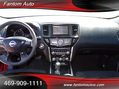 2015 Nissan Pathfinder SV   - Photo 13 - Rockwall, TX 75032