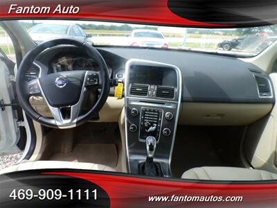 2015 Volvo XC60 T5 Drive-E Premier   - Photo 11 - Rockwall, TX 75032