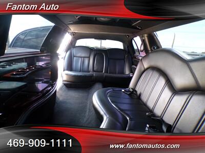 2011 Lincoln Town Car Executive w/Limousine Pkg   - Photo 11 - Rockwall, TX 75032