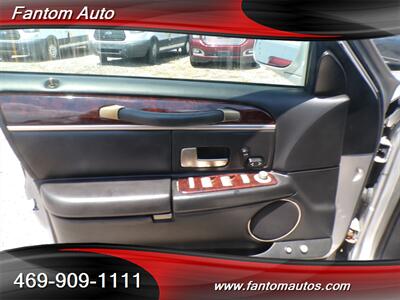 2011 Lincoln Town Car Executive w/Limousine Pkg   - Photo 13 - Rockwall, TX 75032