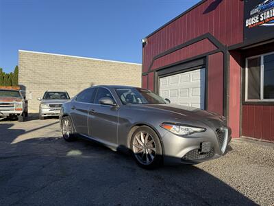 2017 Alfa Romeo Giulia Sedan