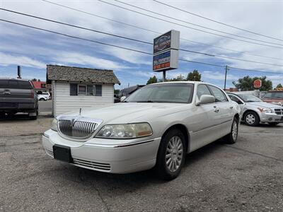 2004 Lincoln Town Car Ultimate - Photo 2 - Meridian, ID 83642
