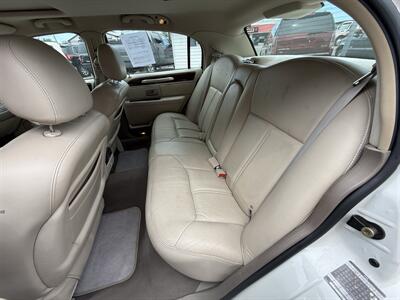 2004 Lincoln Town Car Ultimate - Photo 7 - Meridian, ID 83642