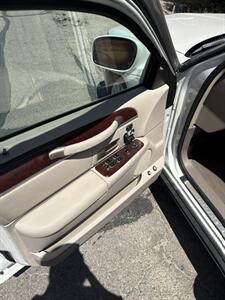 2004 Lincoln Town Car Ultimate - Photo 8 - Meridian, ID 83642