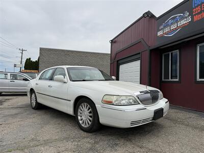 2004 Lincoln Town Car Ultimate Sedan