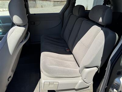 2005 Dodge Grand Caravan SE   - Photo 11 - Meridian, ID 83642