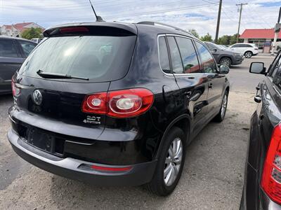 2011 Volkswagen Tiguan SEL 4Motion - Photo 4 - Meridian, ID 83642