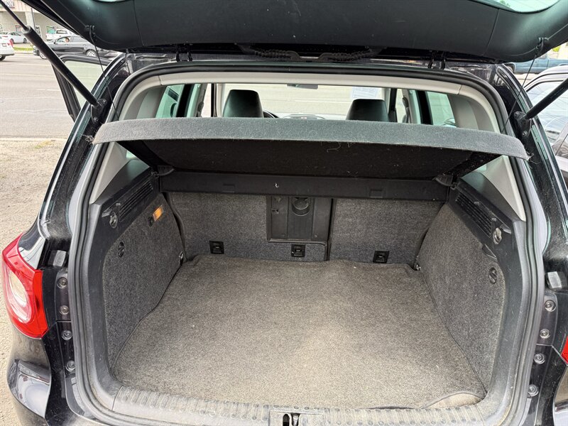 2011 Volkswagen Tiguan SEL 4Motion - Photo 8 - Meridian, ID 83642