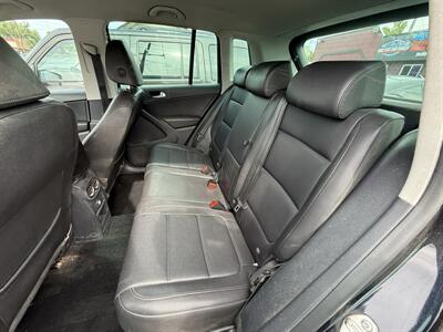 2011 Volkswagen Tiguan SEL 4Motion - Photo 6 - Meridian, ID 83642