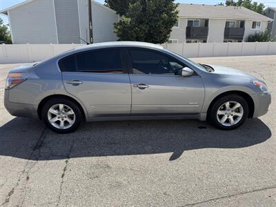 2009 Nissan Altima Hybrid   - Photo 2 - Meridian, ID 83642
