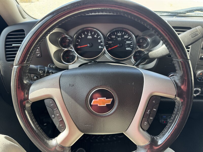 2011 Chevrolet Silverado 1500 LT   - Photo 11 - Meridian, ID 83642