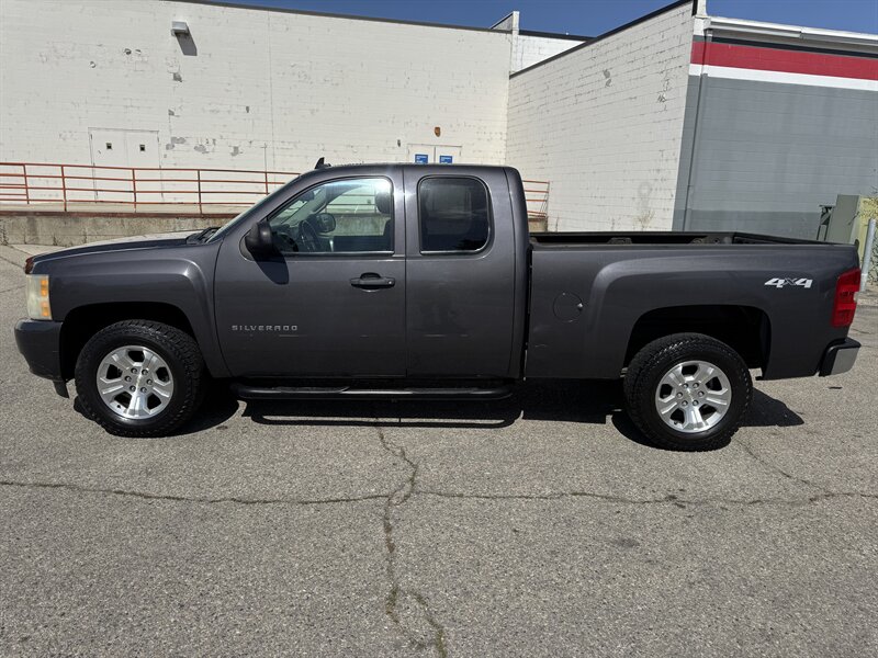2011 Chevrolet Silverado 1500 LT   - Photo 6 - Meridian, ID 83642