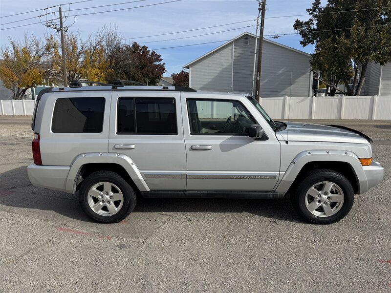 2006 Jeep Commander Limited Limited 4dr SUV   - Photo 2 - Meridian, ID 83642