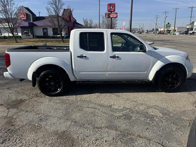 2018 Nissan Frontier SV   - Photo 3 - Meridian, ID 83642