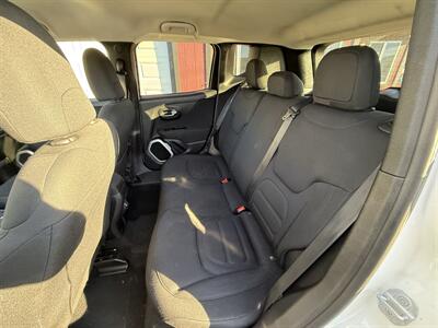 2018 Jeep Renegade Latitude - Photo 8 - Meridian, ID 83642