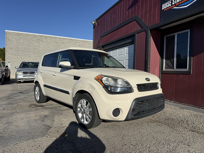 2013 Kia Soul +   - Photo 1 - Meridian, ID 83642